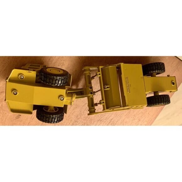 1:50 Norscot CAT 631E Caterpillar Die-Cast Scraper Tractor - Picture 9 of 12
